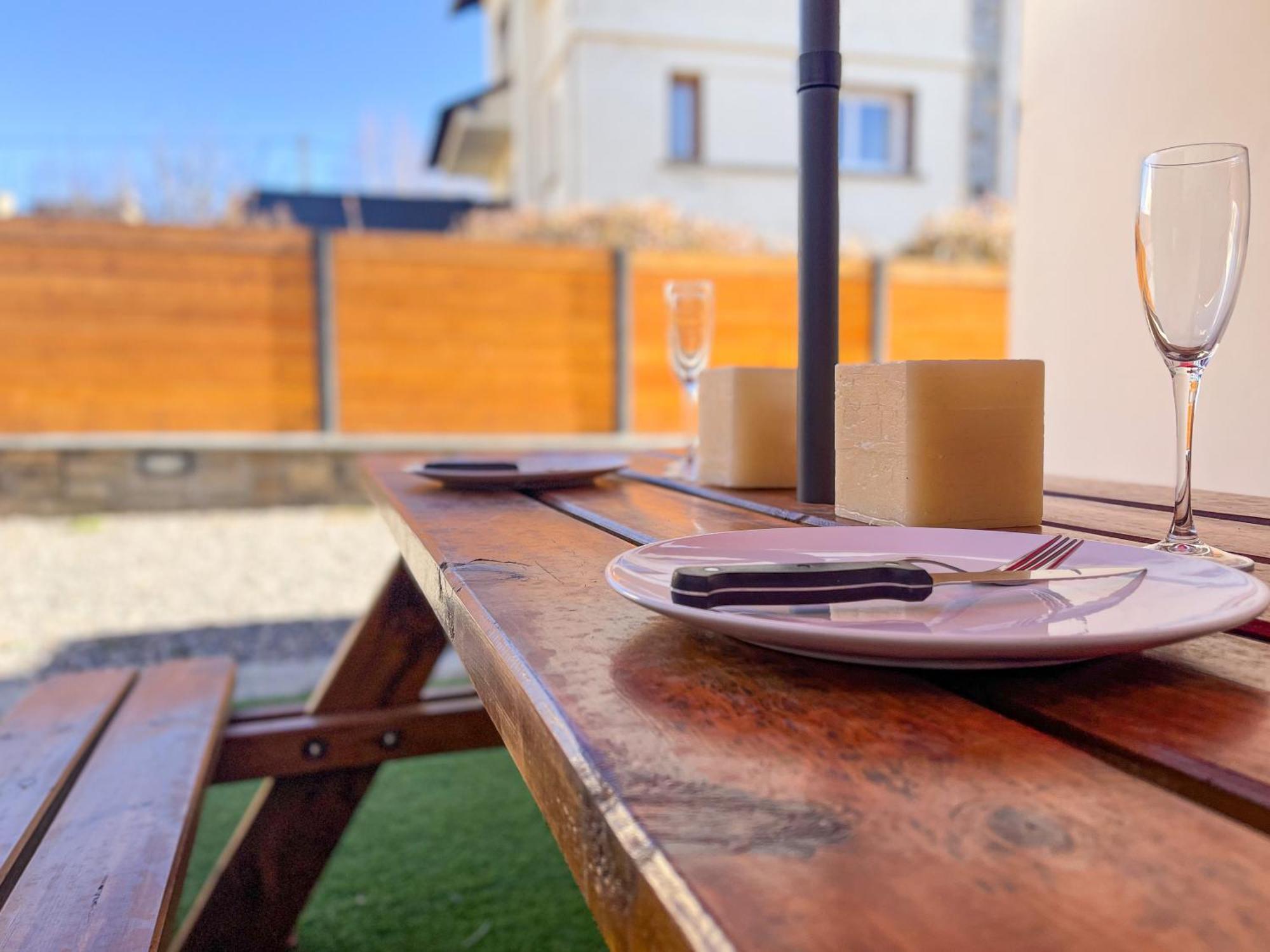 Bonita Casa. Gran Jardin. Con Wifi. Villa Bourg-Madame Exterior photo